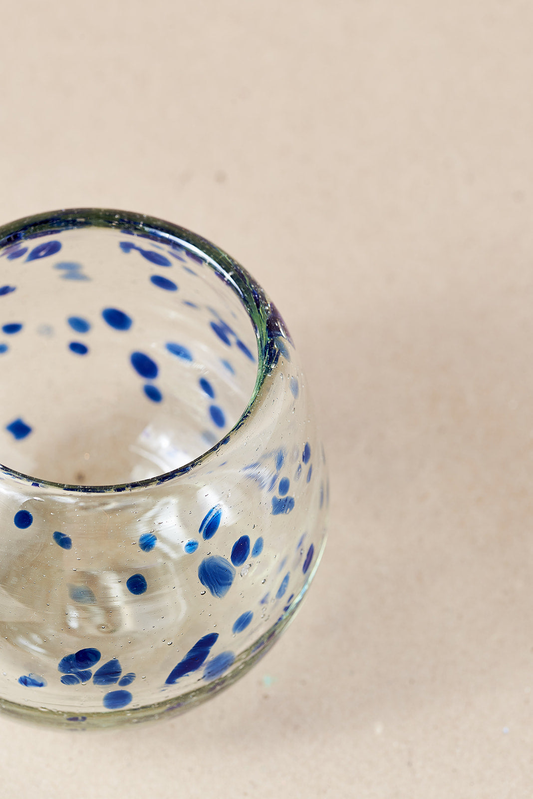 Glass - Blue Dots Round